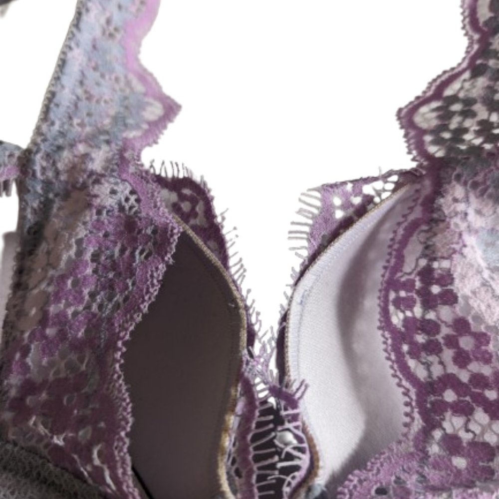 Victoria's Secret Pink Lace 32C/70C Sexy Underwire Push Up Padded Bra NWT! - Picture 4 of 8